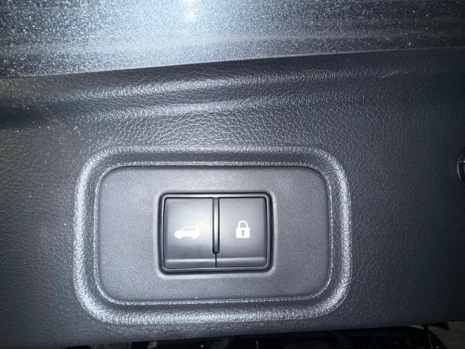 2023 Nissan Pathfinder Platinum 4WD