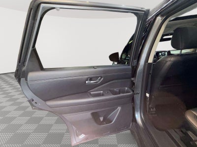 2023 Nissan Pathfinder Platinum 4WD