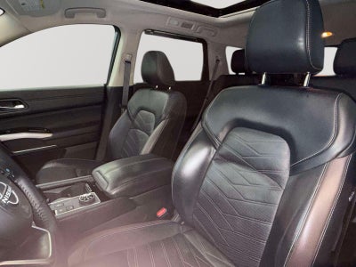 2023 Nissan Pathfinder Platinum 4WD