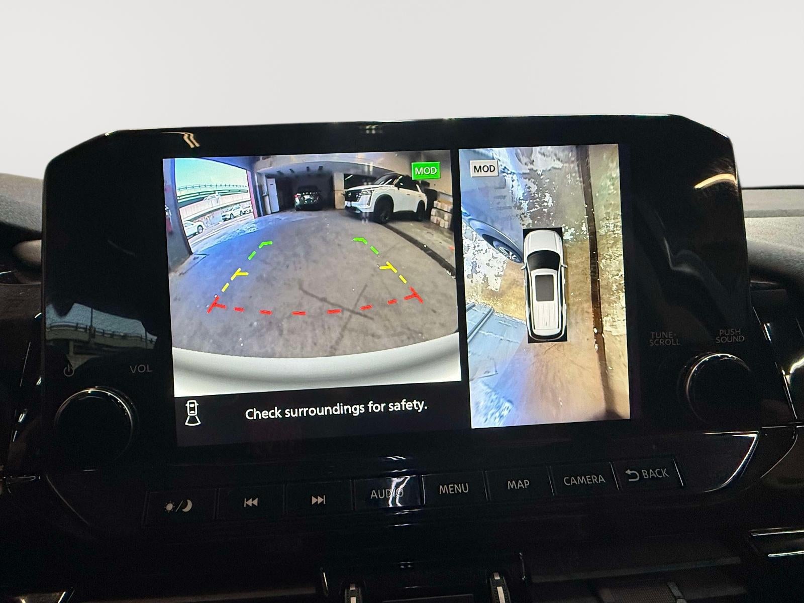 2023 Nissan Pathfinder Platinum 4WD
