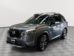 2023 Nissan Pathfinder Platinum 4WD