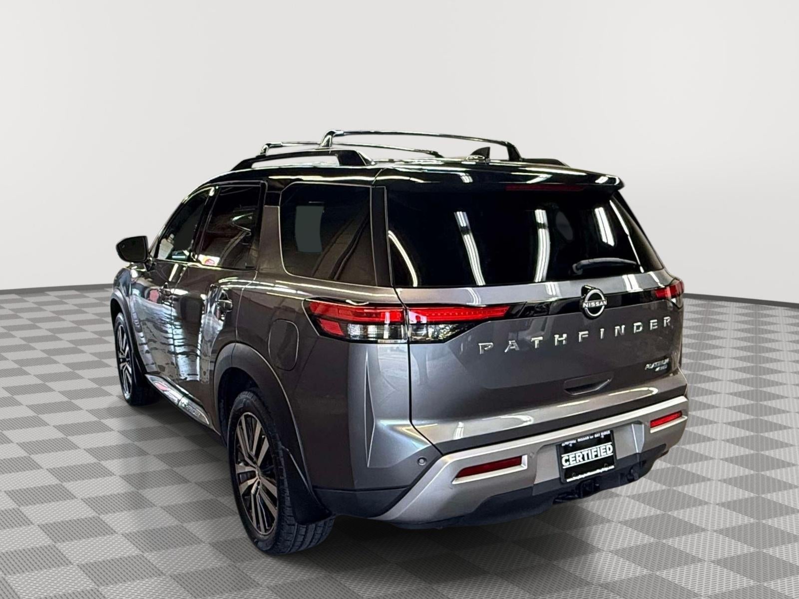 2023 Nissan Pathfinder Platinum 4WD