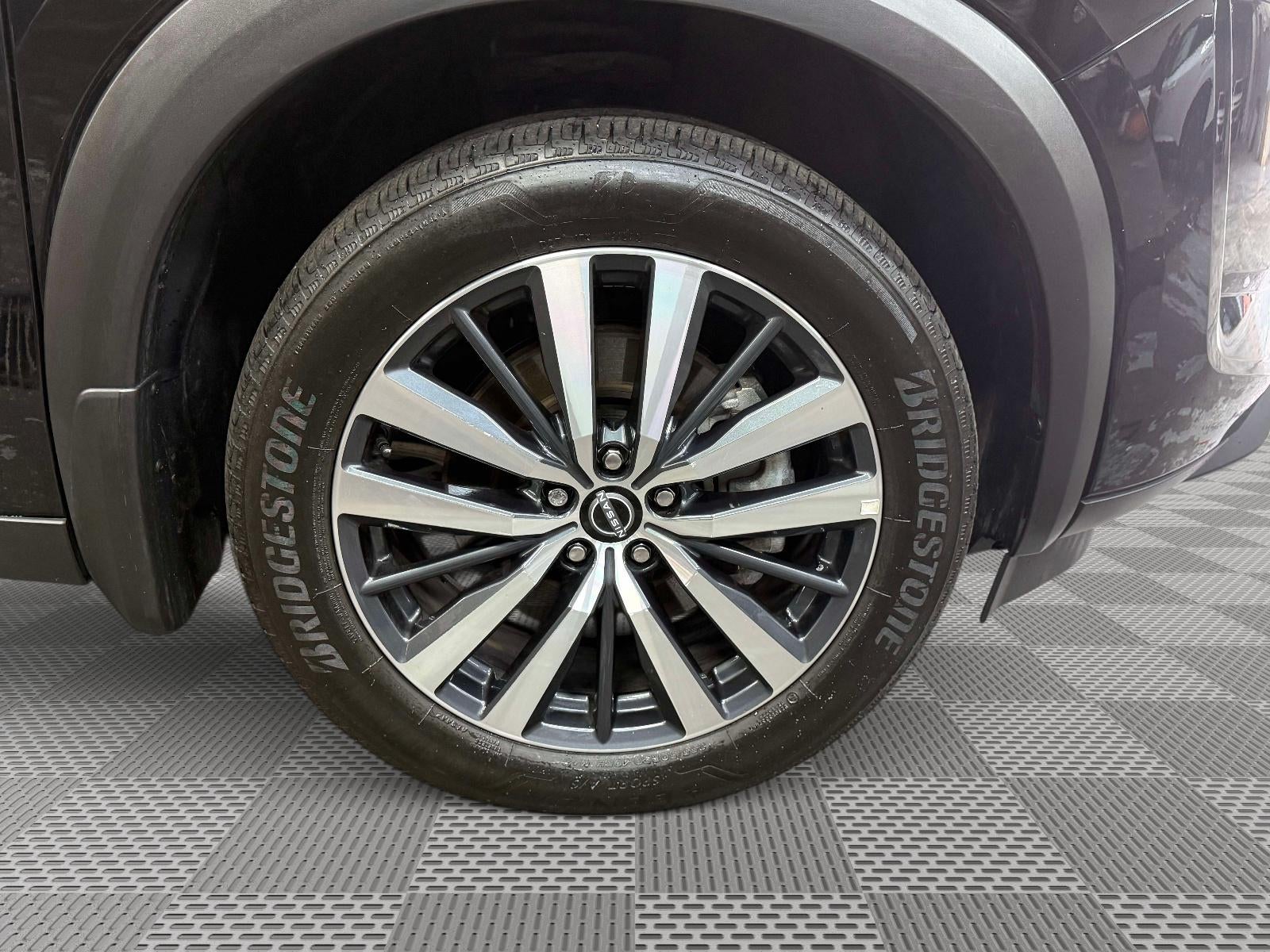 2022 Nissan Pathfinder Platinum 4WD