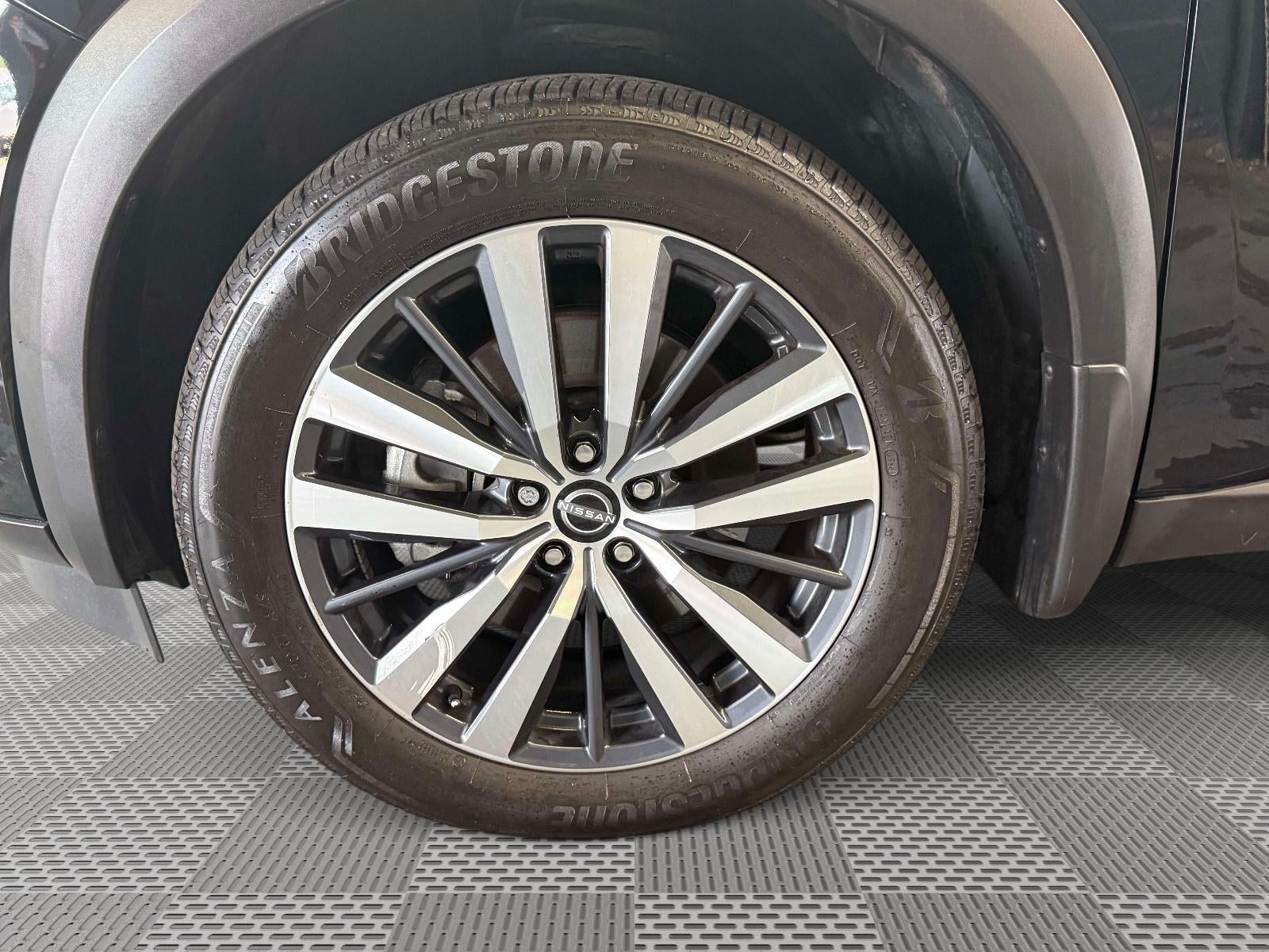 2022 Nissan Pathfinder Platinum 4WD