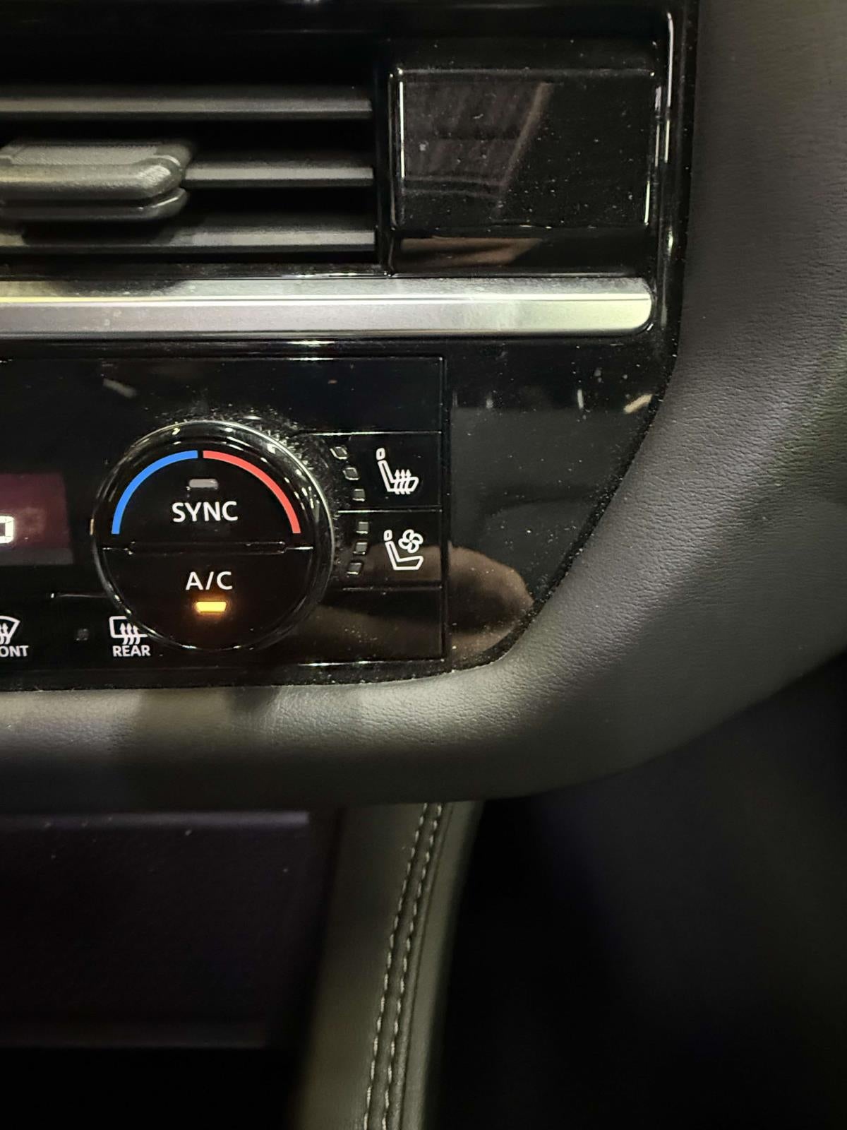 2022 Nissan Pathfinder Platinum 4WD