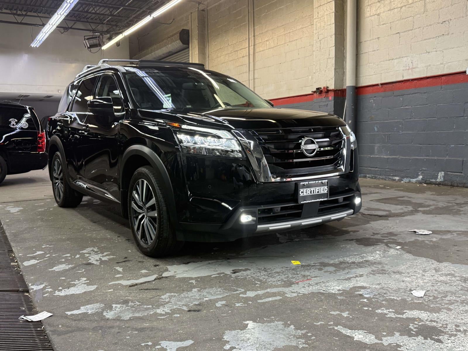 2022 Nissan Pathfinder Platinum 4WD