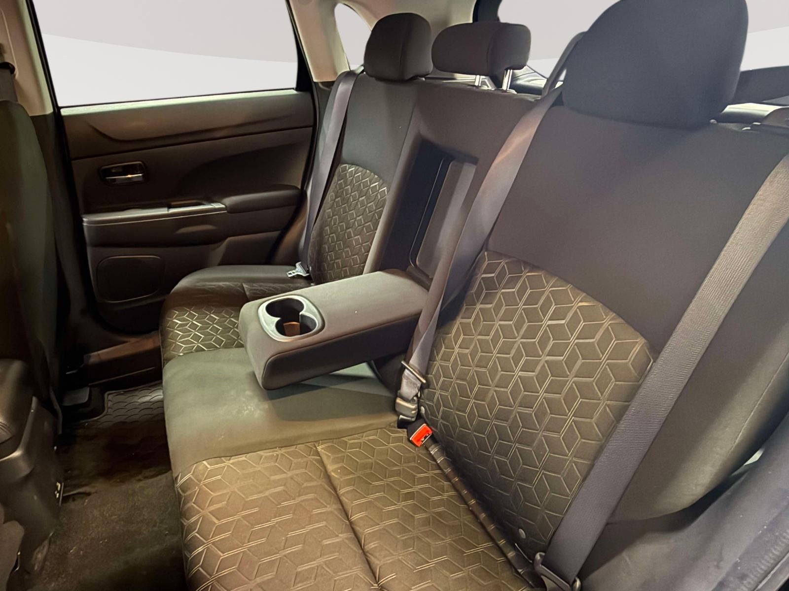 2024 Mitsubishi Outlander Sport 2.0 LE AWC