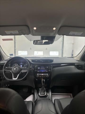 2022 Nissan Rogue Sport SL AWD Xtronic CVT