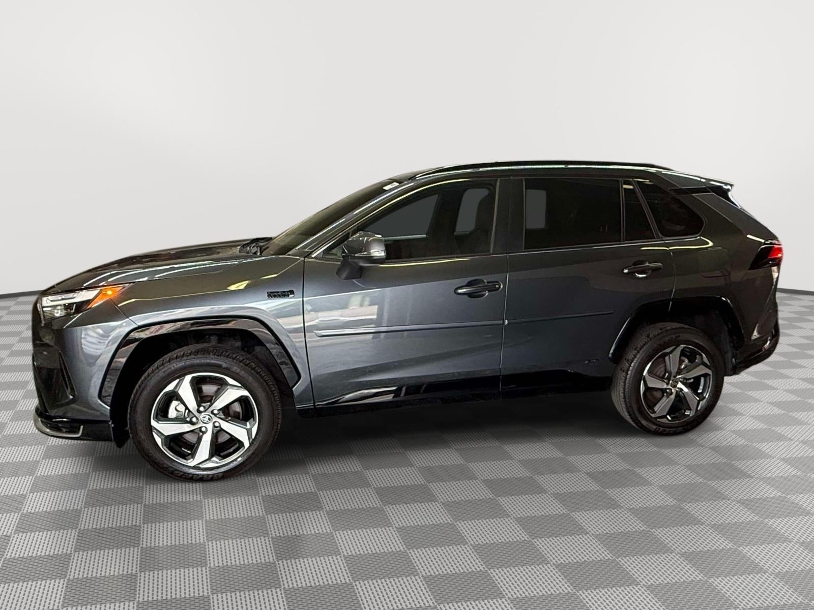 2024 Toyota RAV4 Prime SE
