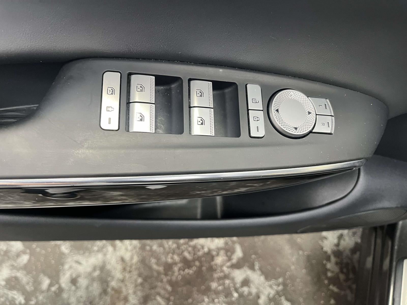 2025 Genesis GV70 2.5T AWD