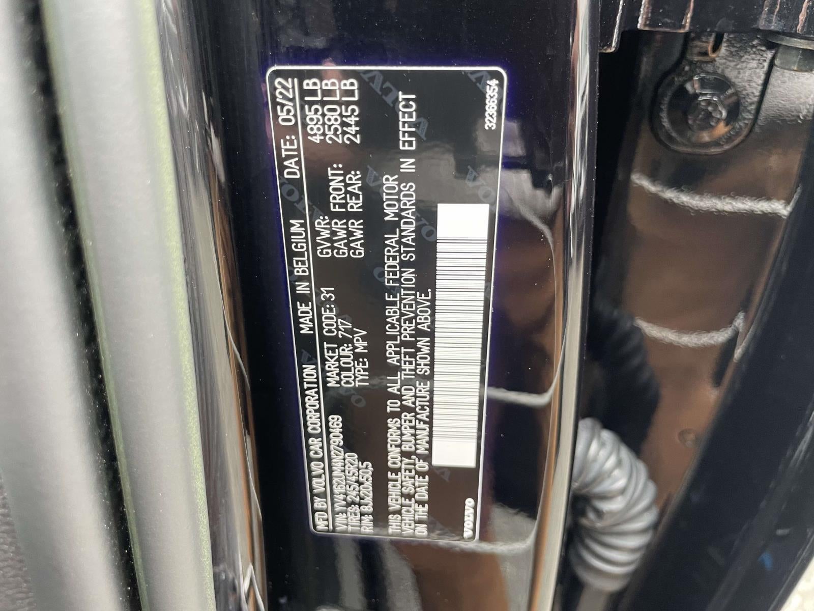 2022 Volvo XC40 T5 R-Design