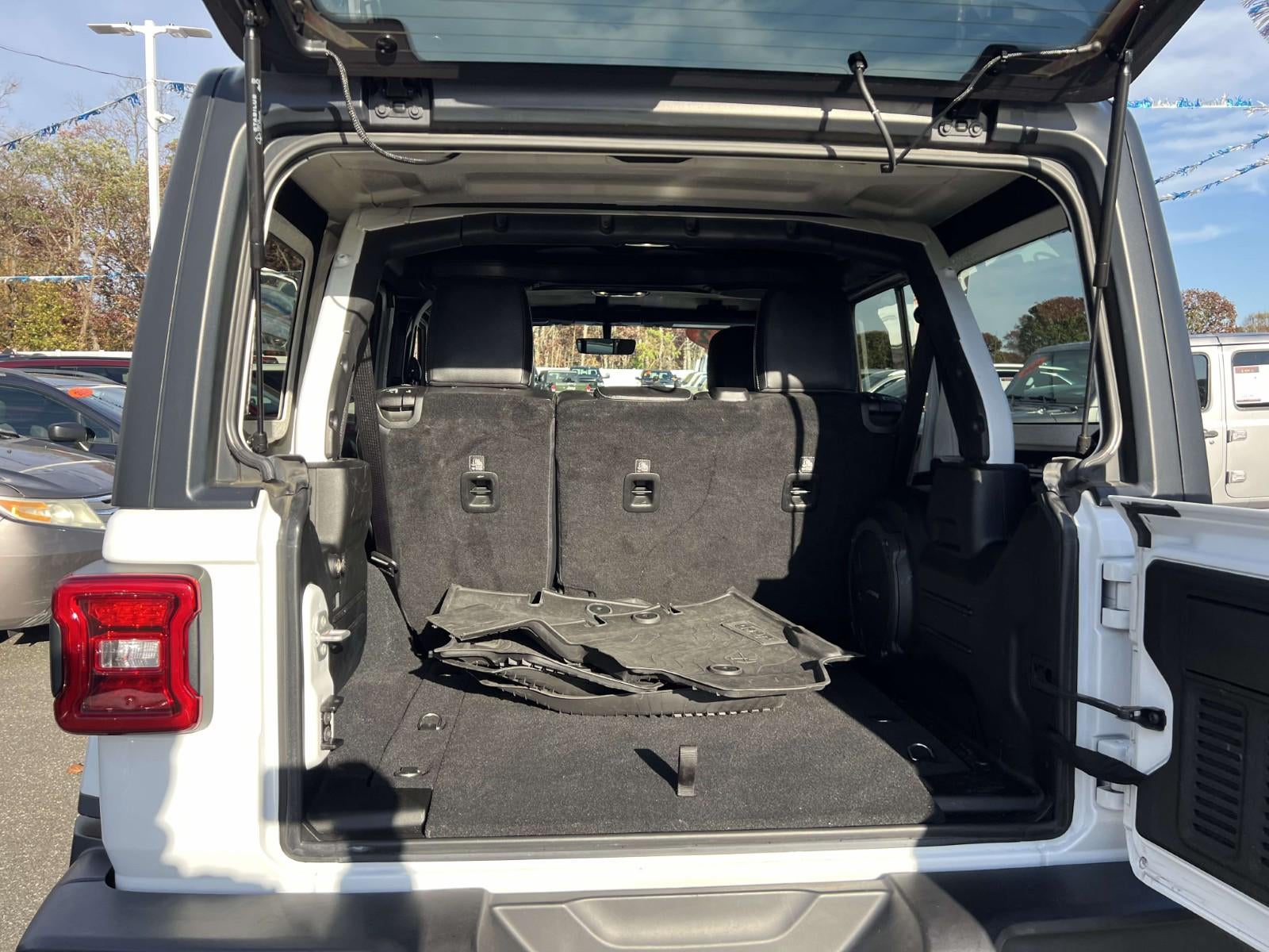 2022 Jeep Wrangler Unlimited Sahara 4x4
