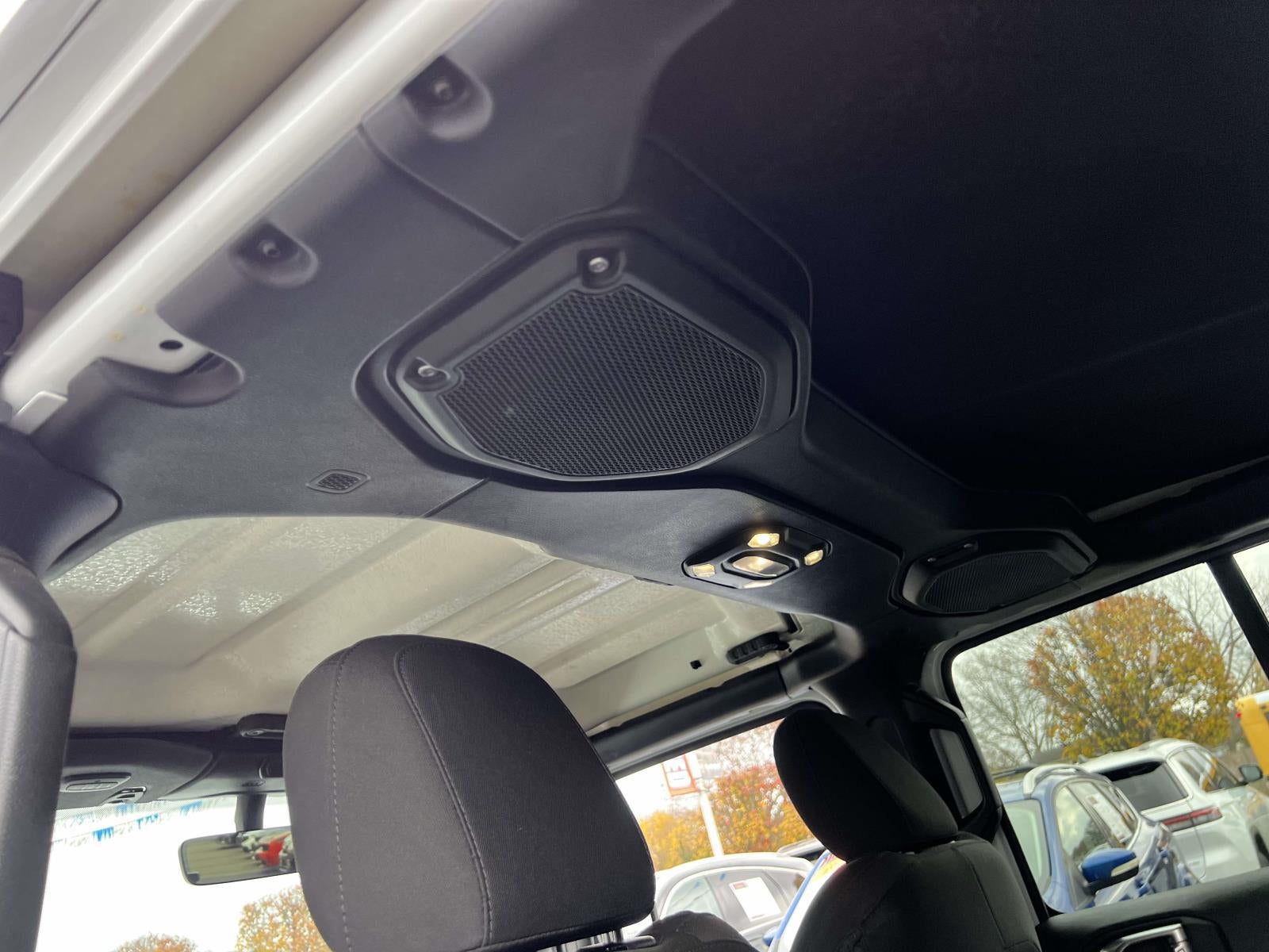 2023 Jeep Wrangler 4-Door Sahara 4x4