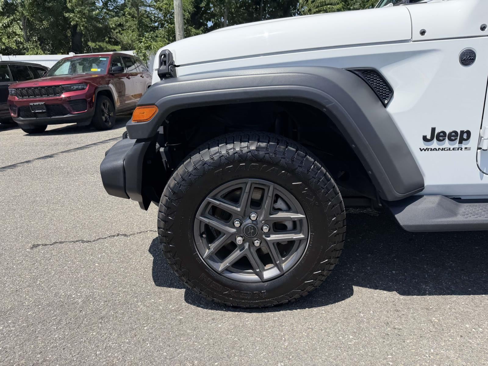 2025 Jeep Wrangler 4-Door Summit 4x4