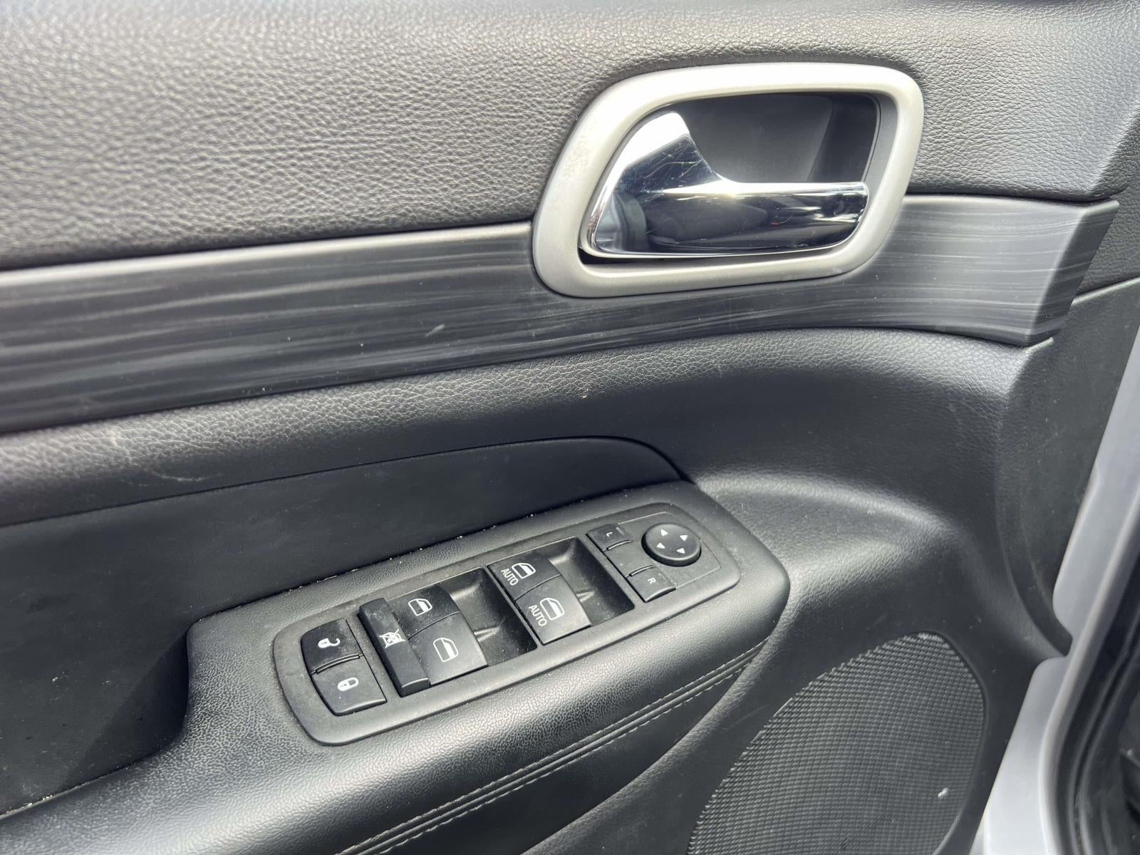 2021 Jeep Grand Cherokee Laredo E 4x4