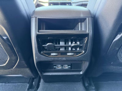 2023 Jeep Grand Cherokee Laredo 4x4