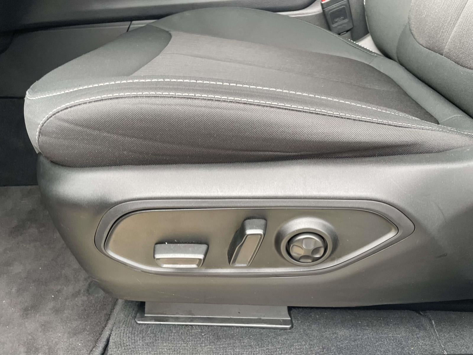 2025 Jeep Grand Cherokee Laredo X 4x4