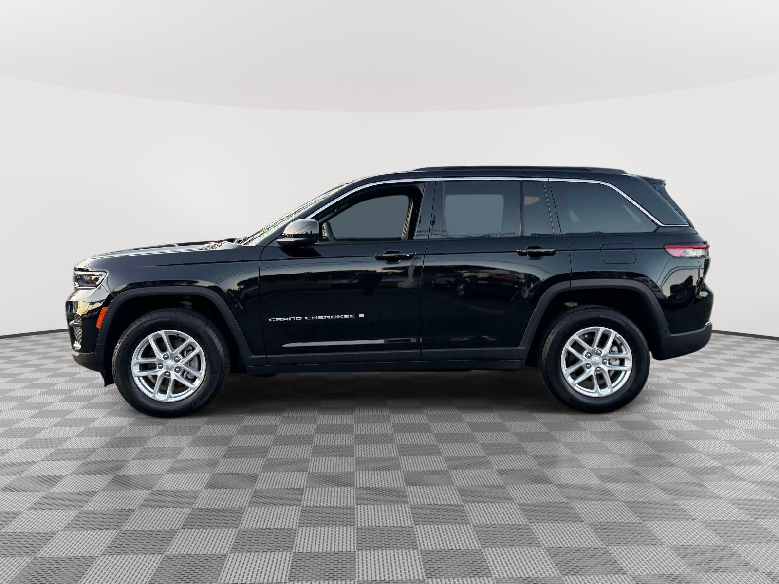 2025 Jeep Grand Cherokee Laredo X 4x4