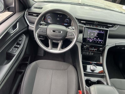 2025 Jeep Grand Cherokee L Laredo X 4x4