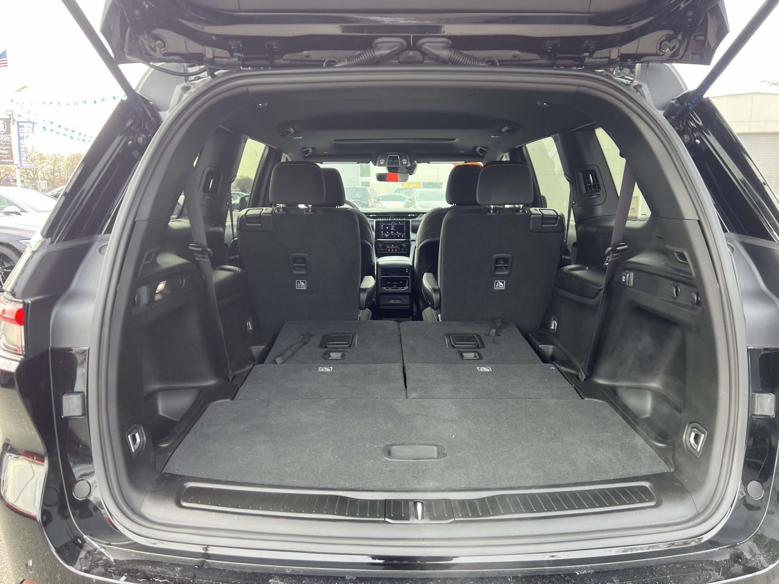 2025 Jeep Grand Cherokee L Laredo X 4x4