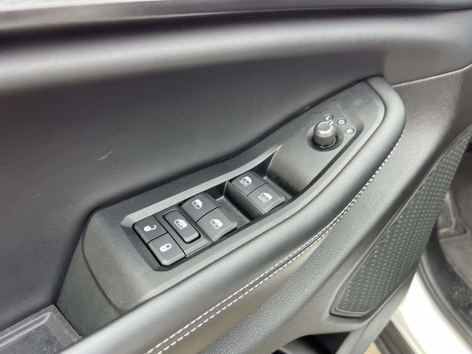 2025 Jeep Grand Cherokee L Laredo X 4x4