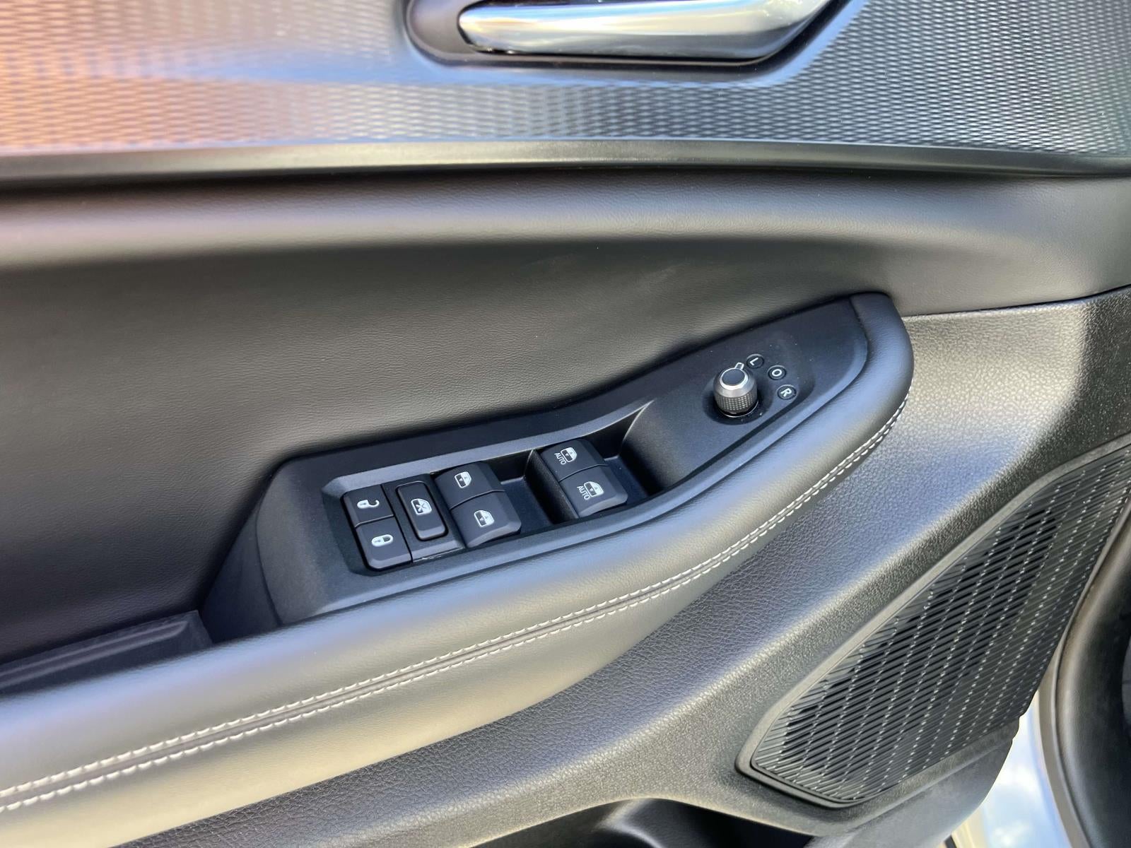 2025 Jeep Grand Cherokee L Laredo X 4x4