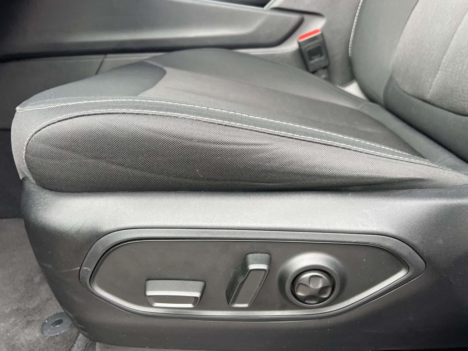 2025 Jeep Grand Cherokee L Laredo X 4x4