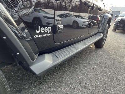 2022 Jeep Gladiator Overland 4x4