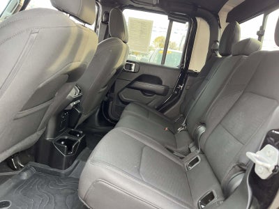 2022 Jeep Gladiator Overland 4x4