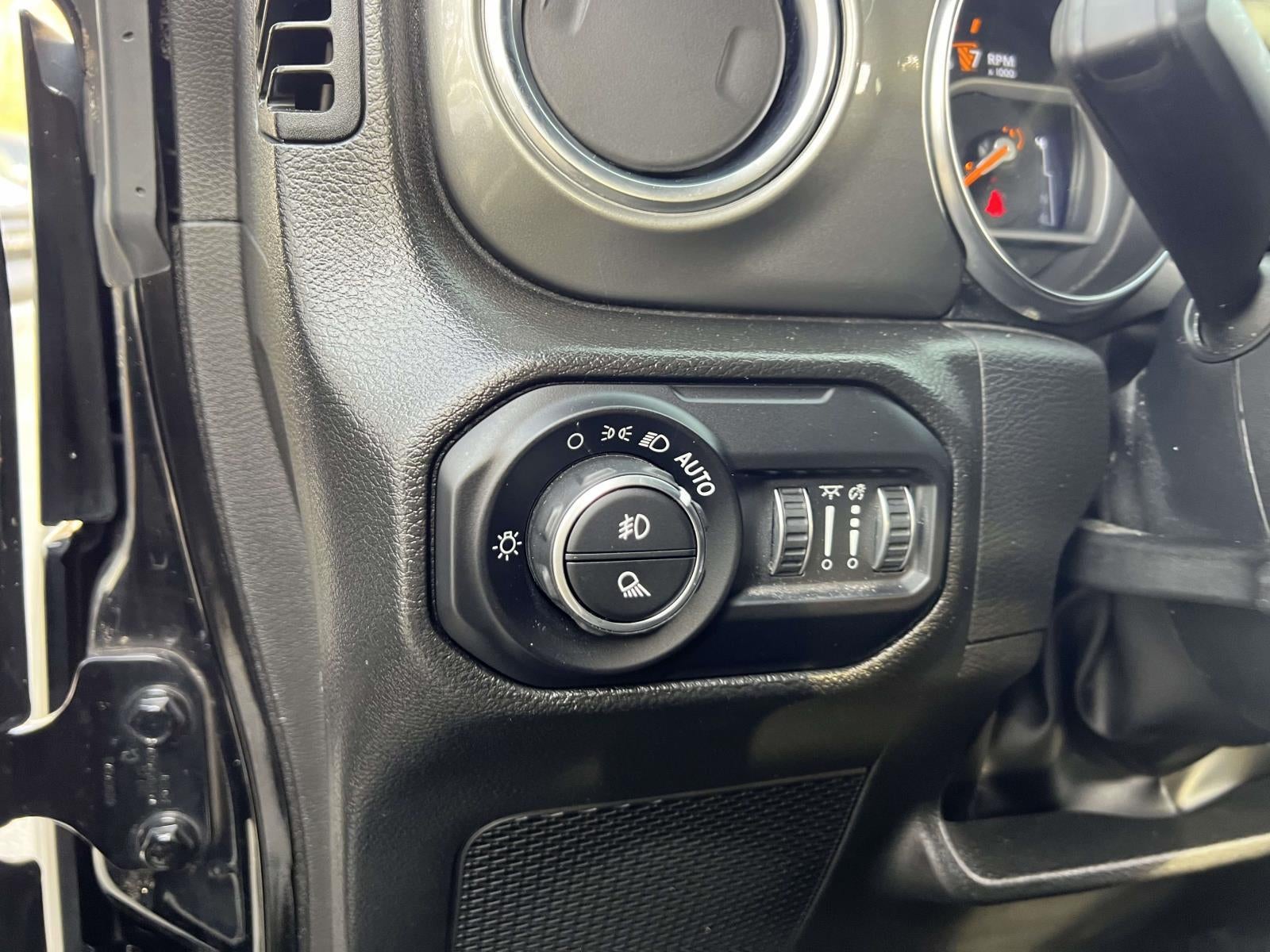 2022 Jeep Gladiator Overland 4x4