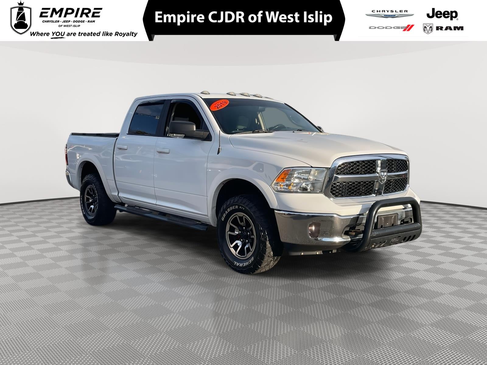 2019 RAM 1500 Classic SLT Crew Cab 4x4 5'7' Box