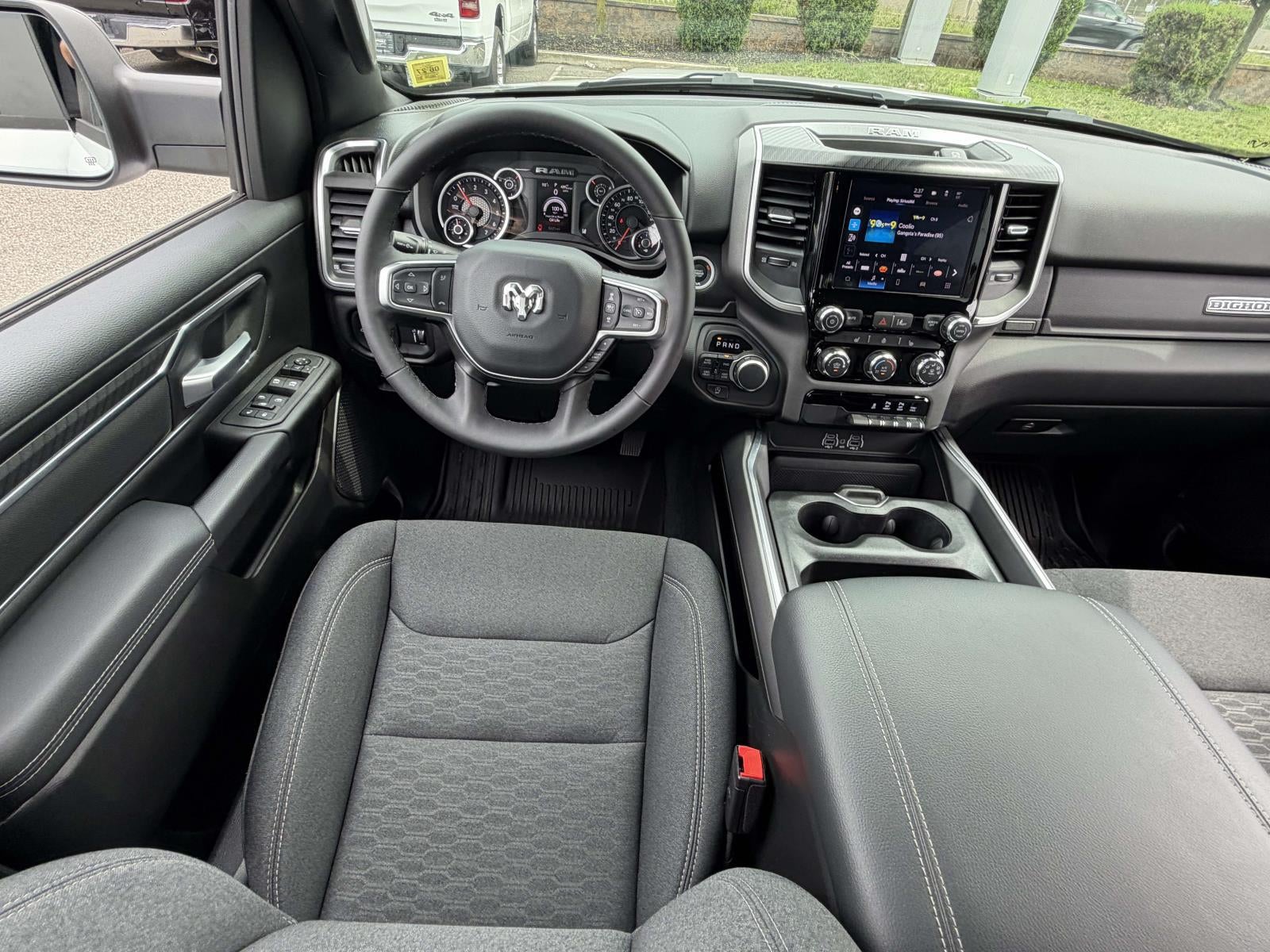 2025 RAM 1500 Big Horn Crew Cab 4x4 5'7' Box