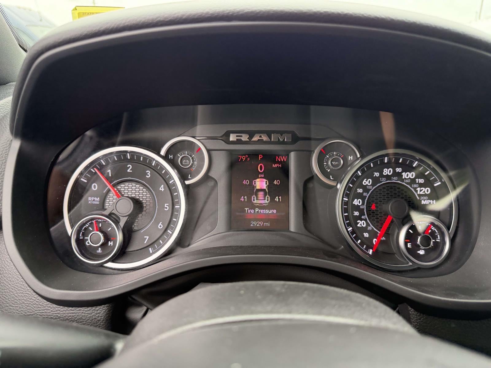 2025 RAM 1500 Big Horn Crew Cab 4x4 5'7' Box