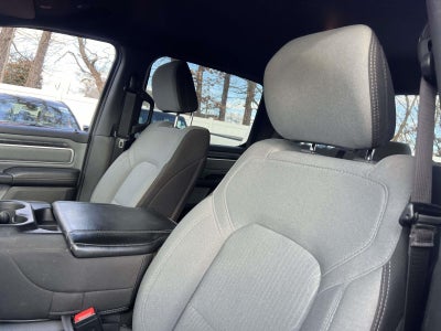 2022 RAM 1500 Big Horn Crew Cab 4x4 5'7' Box