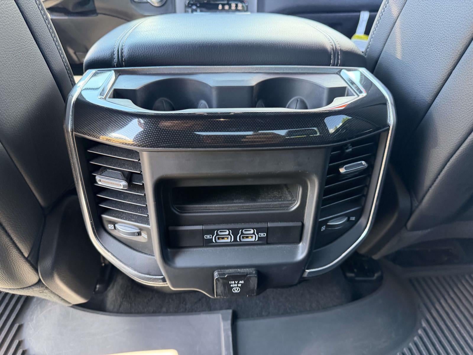 2022 RAM 1500 Laramie Crew Cab 4x4 5'7' Box