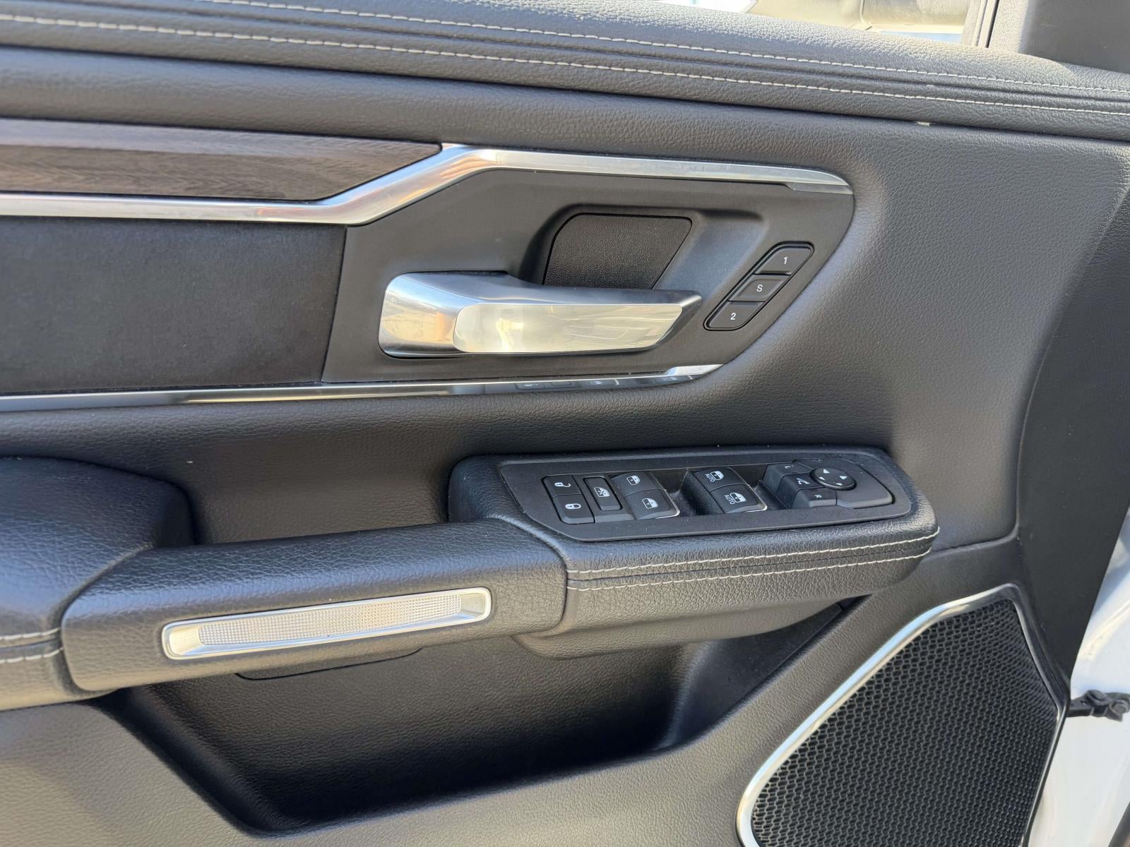 2025 RAM 1500 Laramie Crew Cab 4x4 5'7' Box