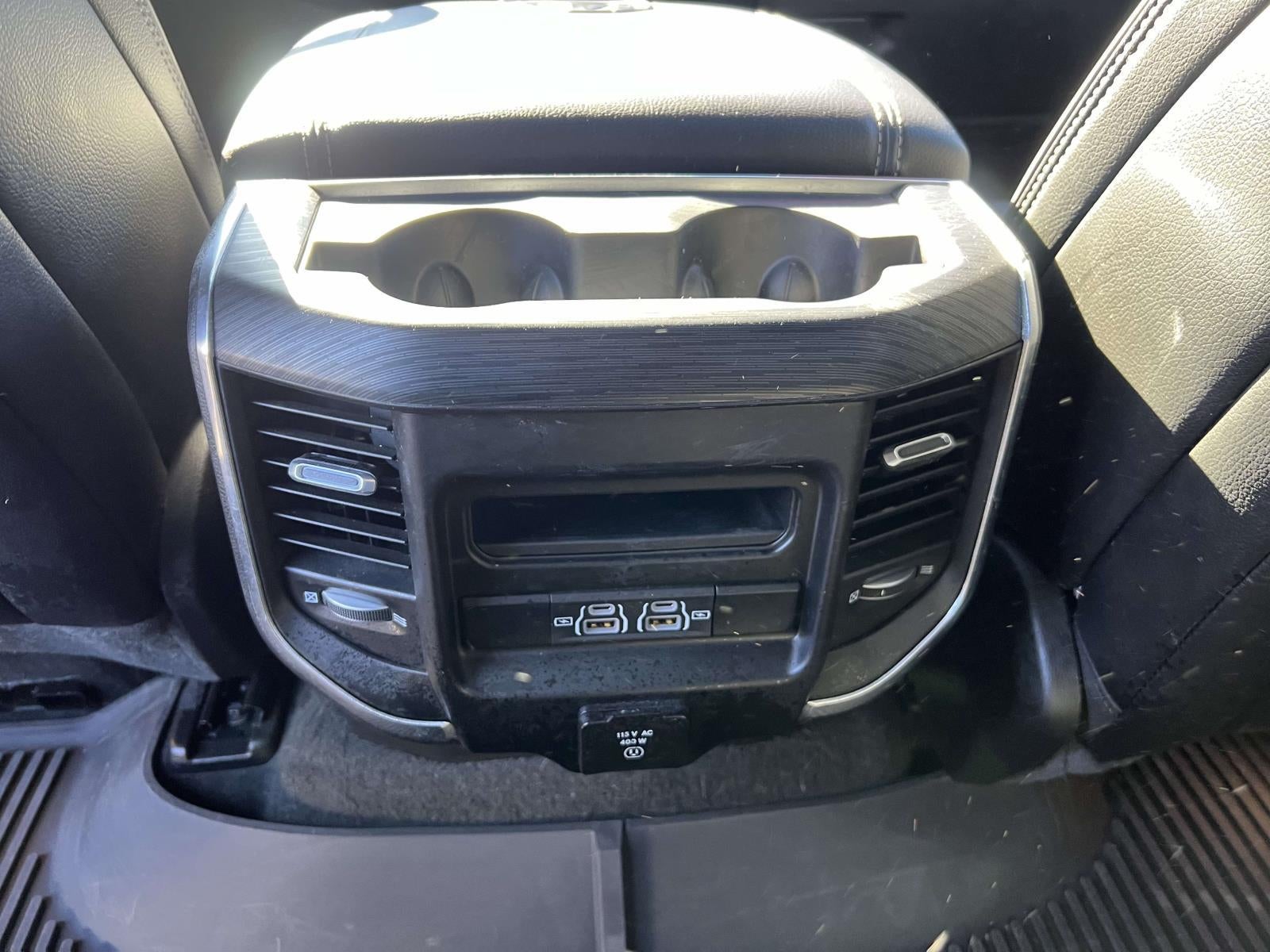 2023 RAM 1500 Laramie Crew Cab 4x4 5'7' Box