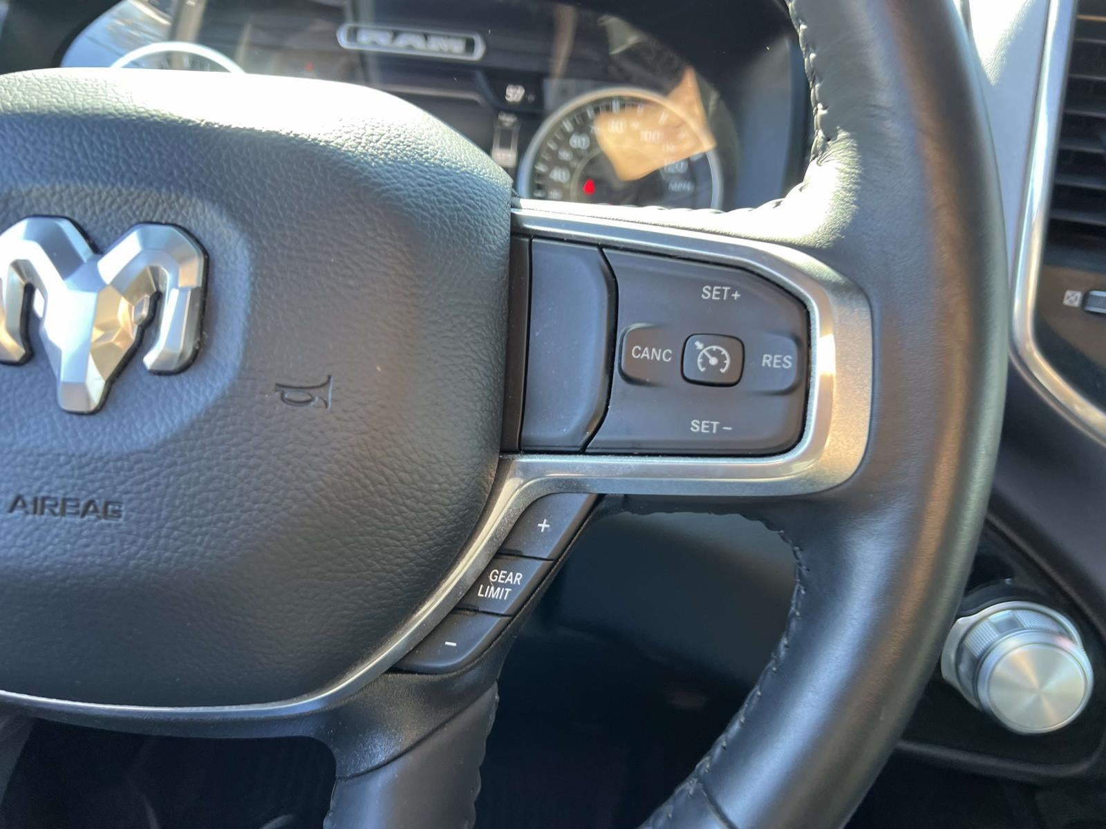 2023 RAM 1500 Laramie Crew Cab 4x4 5'7' Box