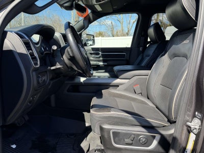 2021 RAM 1500 Laramie Crew Cab 4x4 5'7' Box