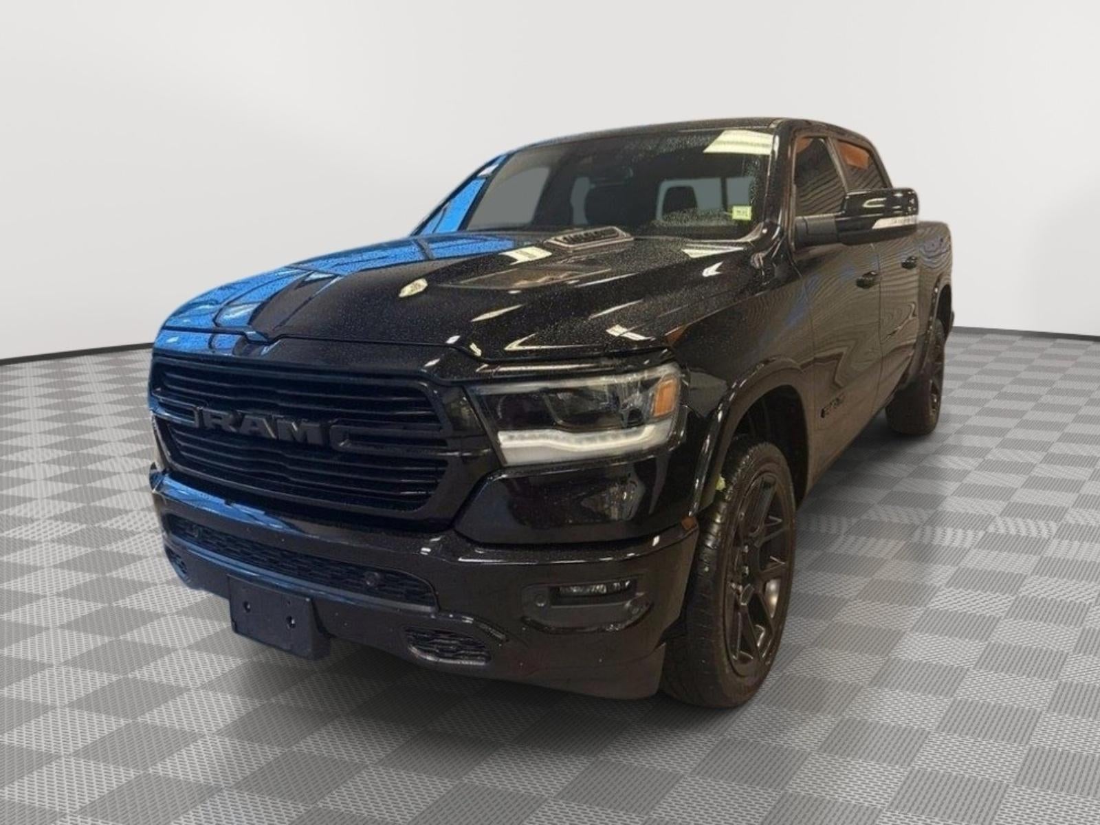 2022 RAM 1500 Laramie Crew Cab 4x4 5'7' Box