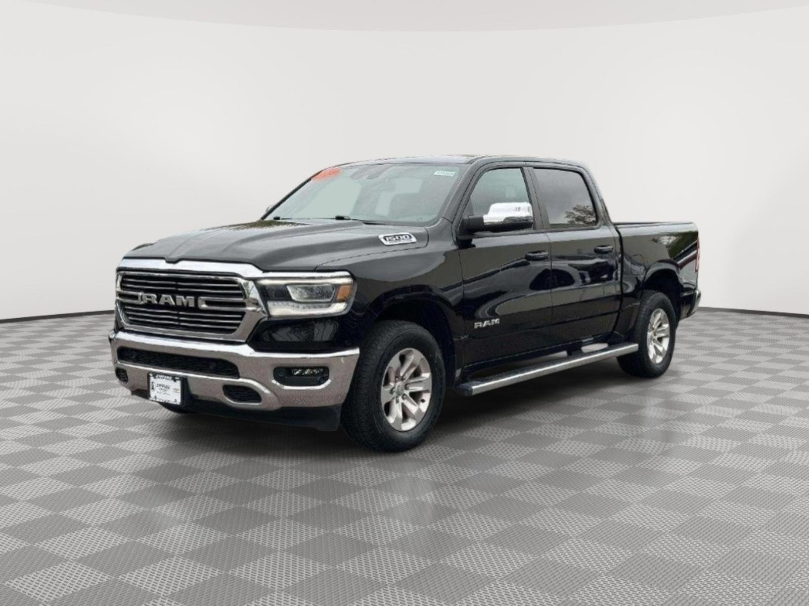 2024 RAM 1500 Laramie Crew Cab 4x4 5'7' Box