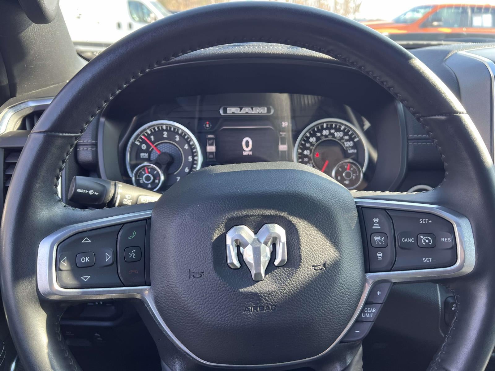 2024 RAM 1500 Laramie Crew Cab 4x4 5'7' Box