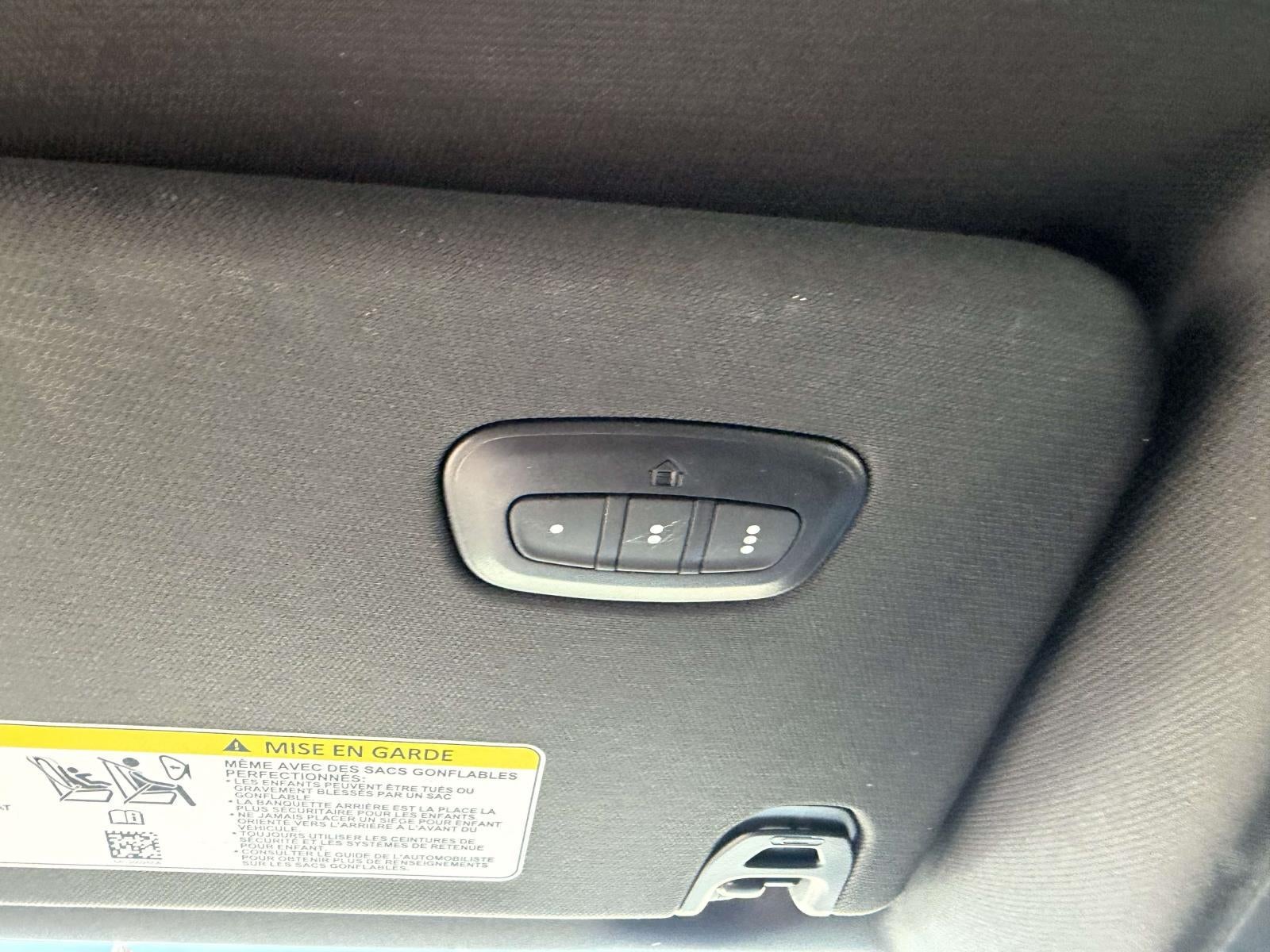 2023 RAM 1500 Laramie Crew Cab 4x4 5'7' Box