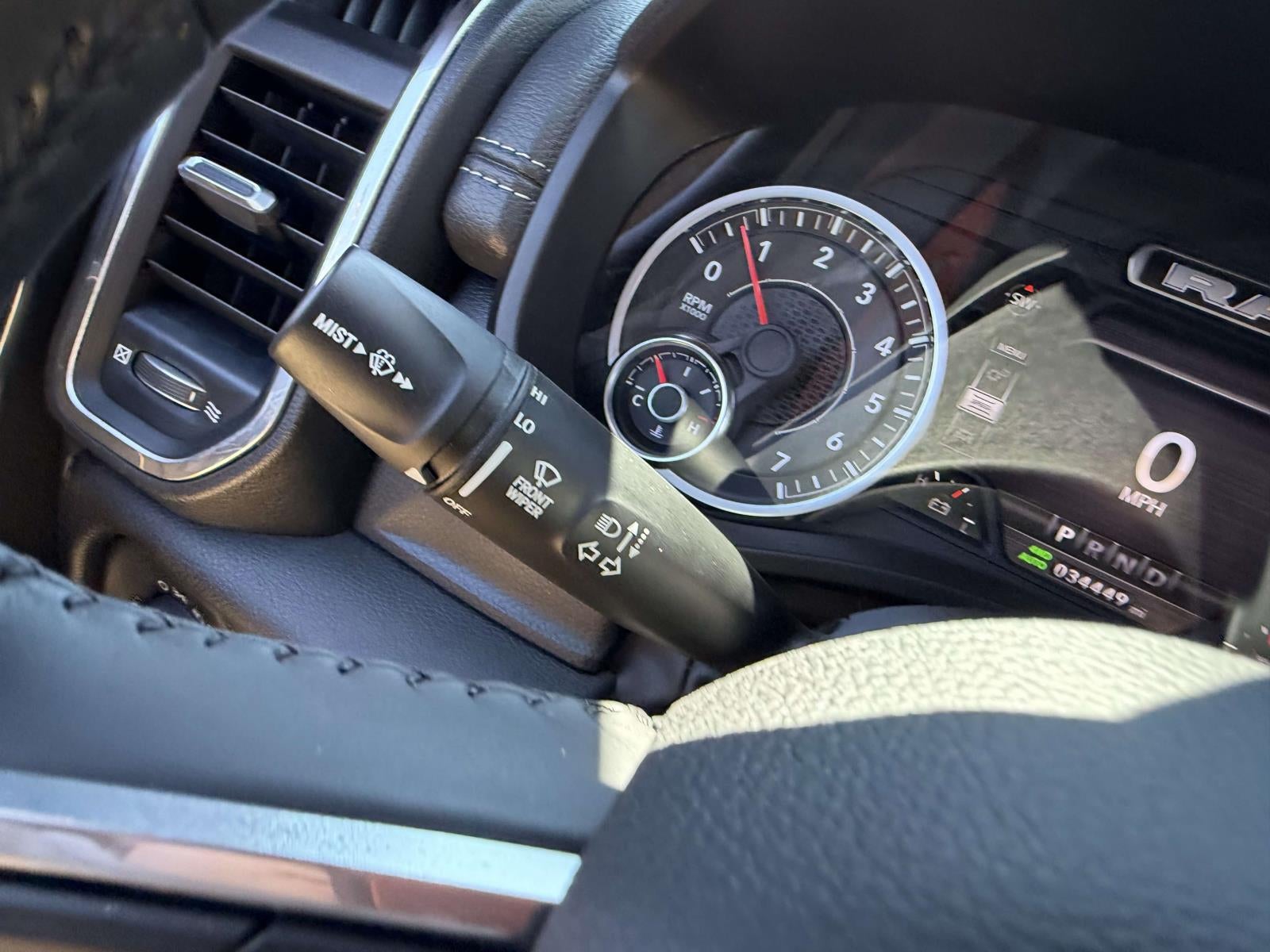 2023 RAM 1500 Laramie Crew Cab 4x4 5'7' Box