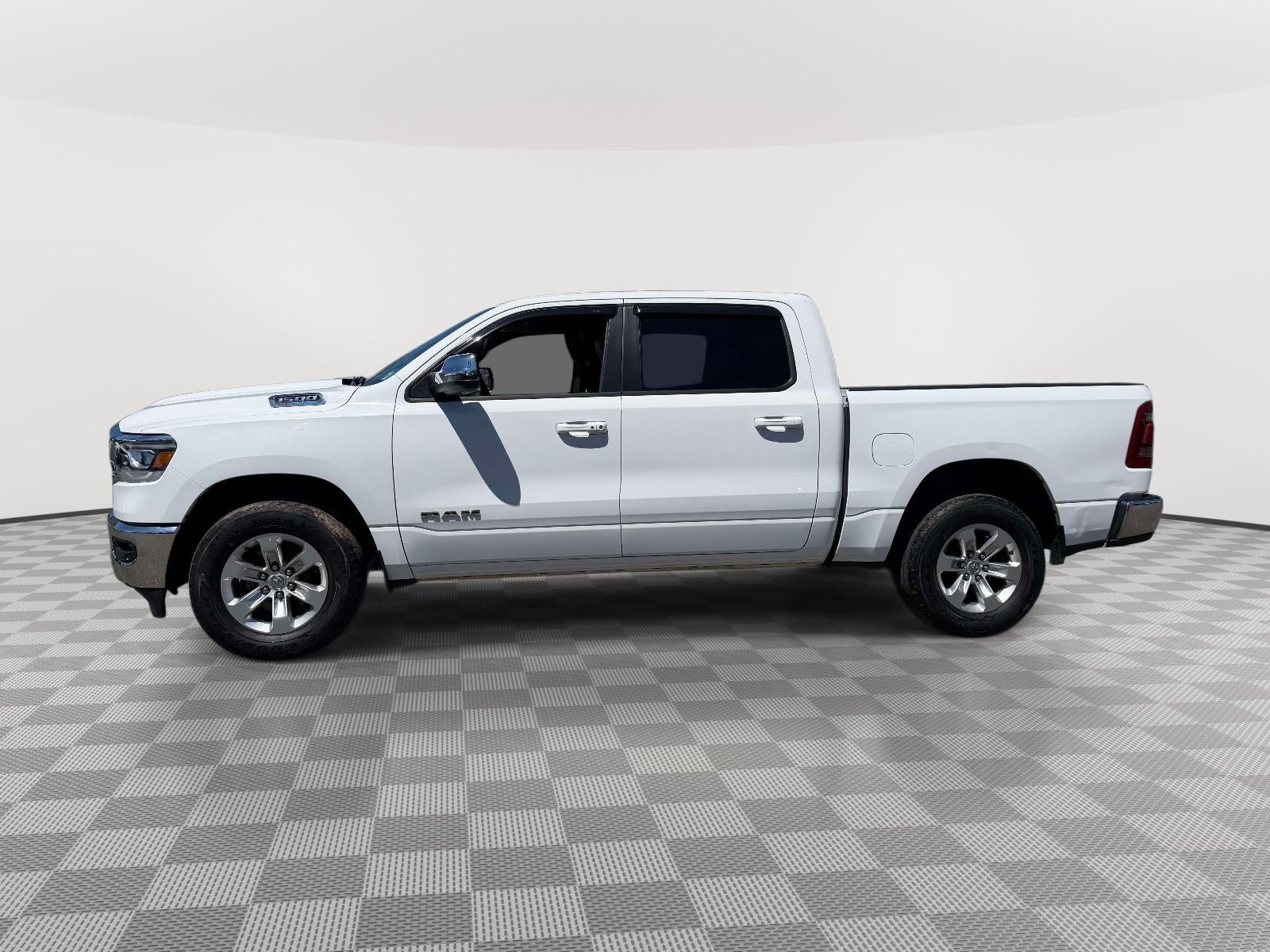 2023 RAM 1500 Laramie Crew Cab 4x4 5'7' Box