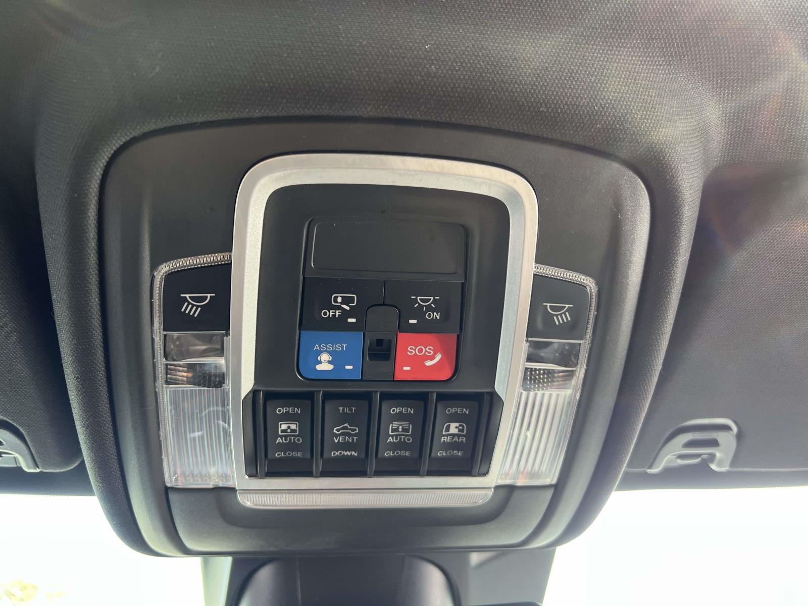 2021 RAM 1500 Rebel Crew Cab 4x4 5'7' Box