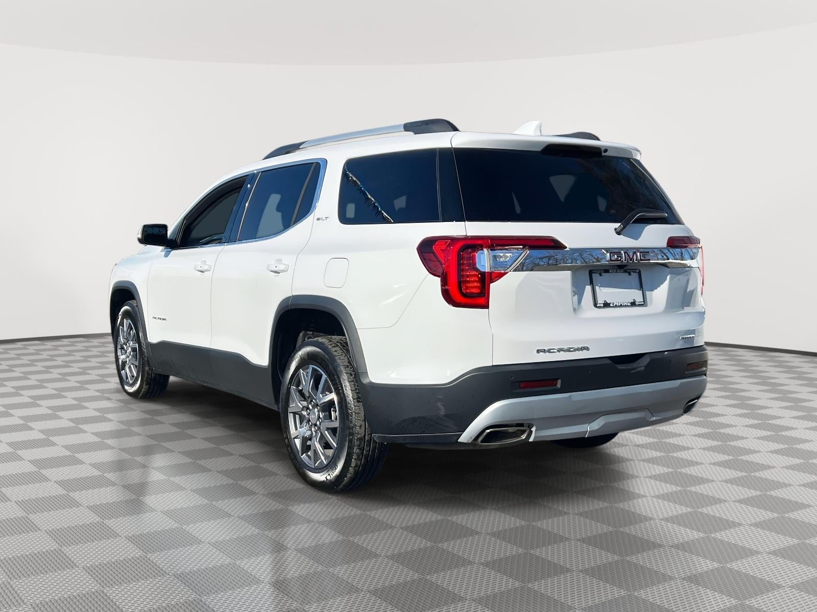 2023 GMC Acadia AWD SLT
