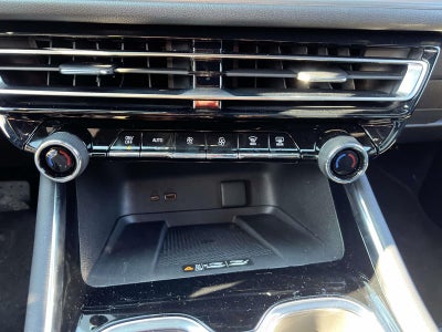 2024 Chevrolet Traverse AWD LT