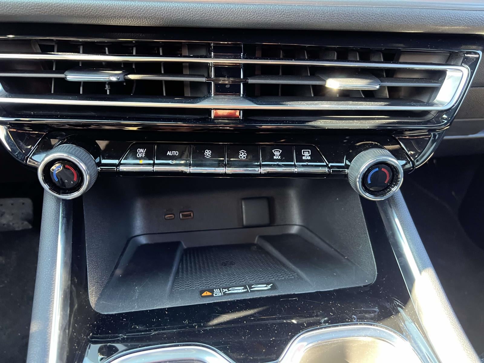 2024 Chevrolet Traverse AWD LT