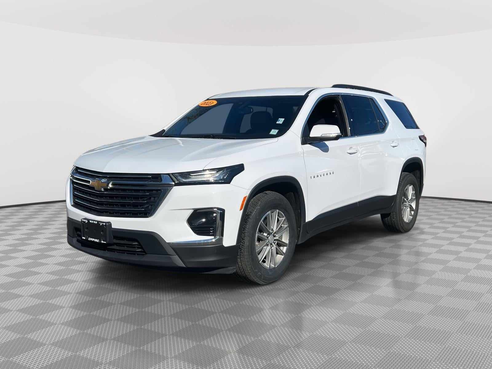2023 Chevrolet Traverse AWD LT Leather